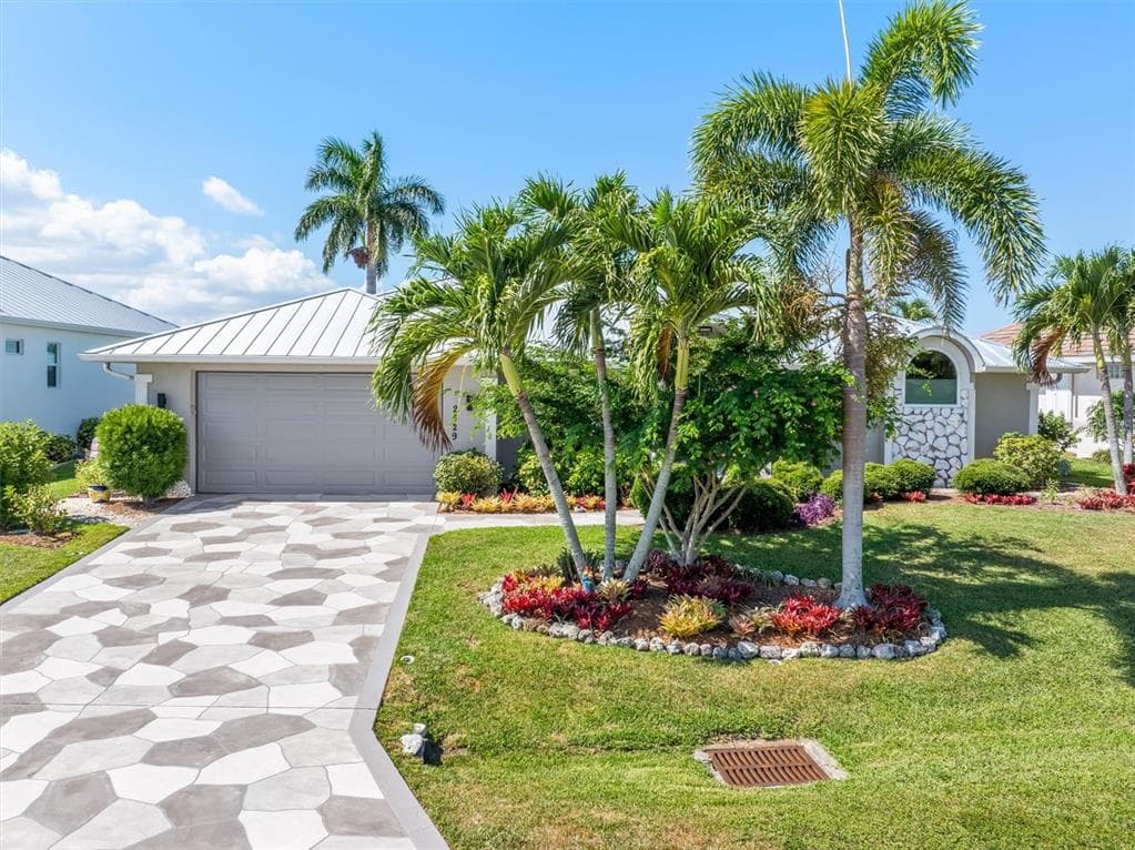 2829 LA MANCHA COURT photo 6