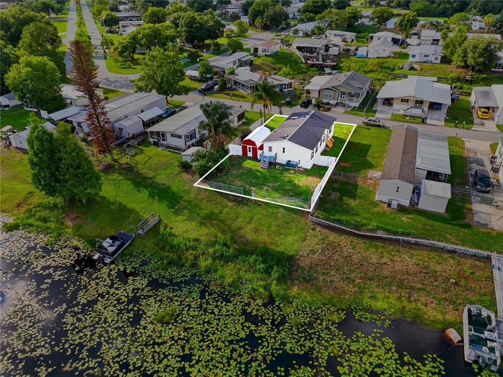 338 1ST AVENUE N photo 6