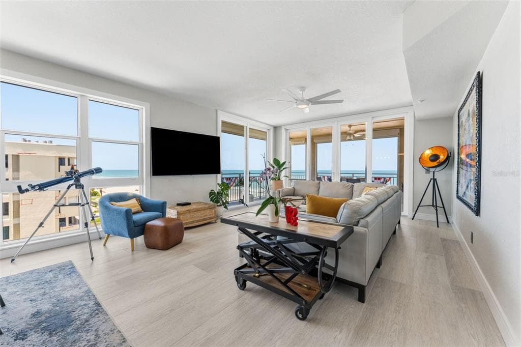 2 15TH AVENUE 401 photo 3