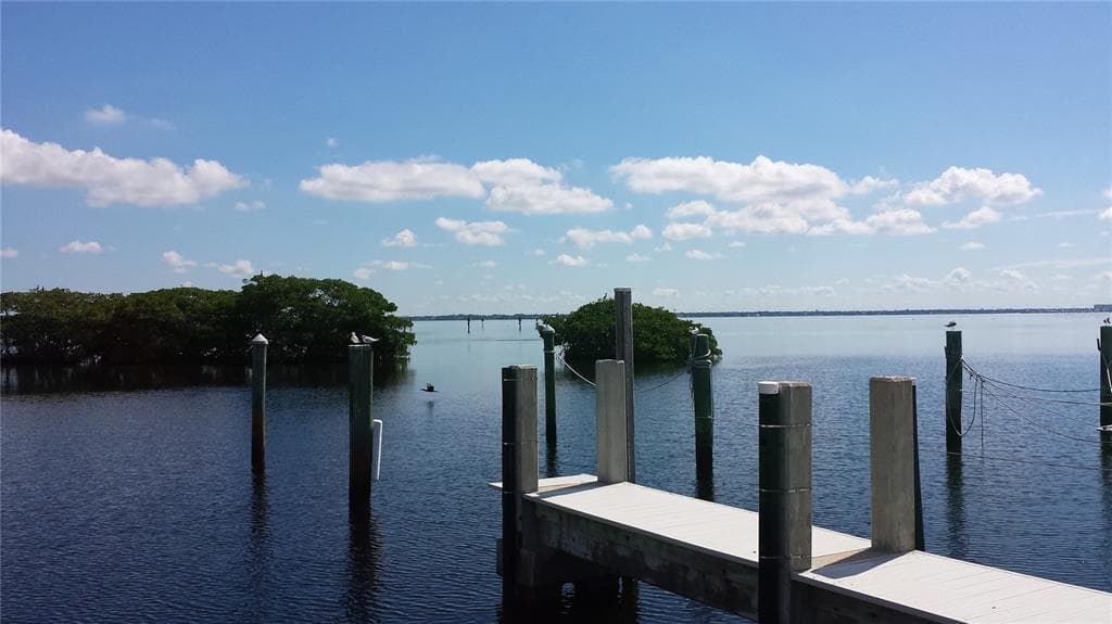 2600 HARBOURSIDE DRIVE #R-13 3