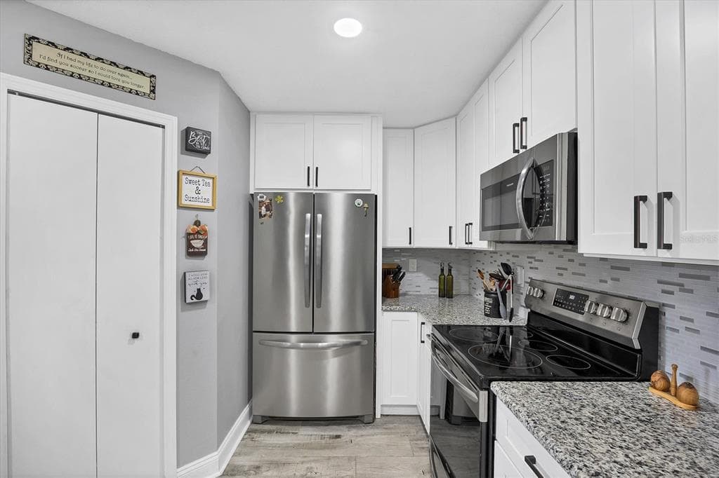 11302 3RD AVENUE E photo 11