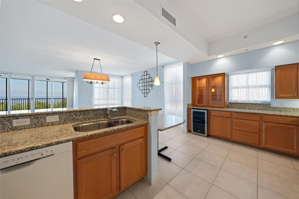 3329 SUNSET KEY CIRCLE 308 photo 19