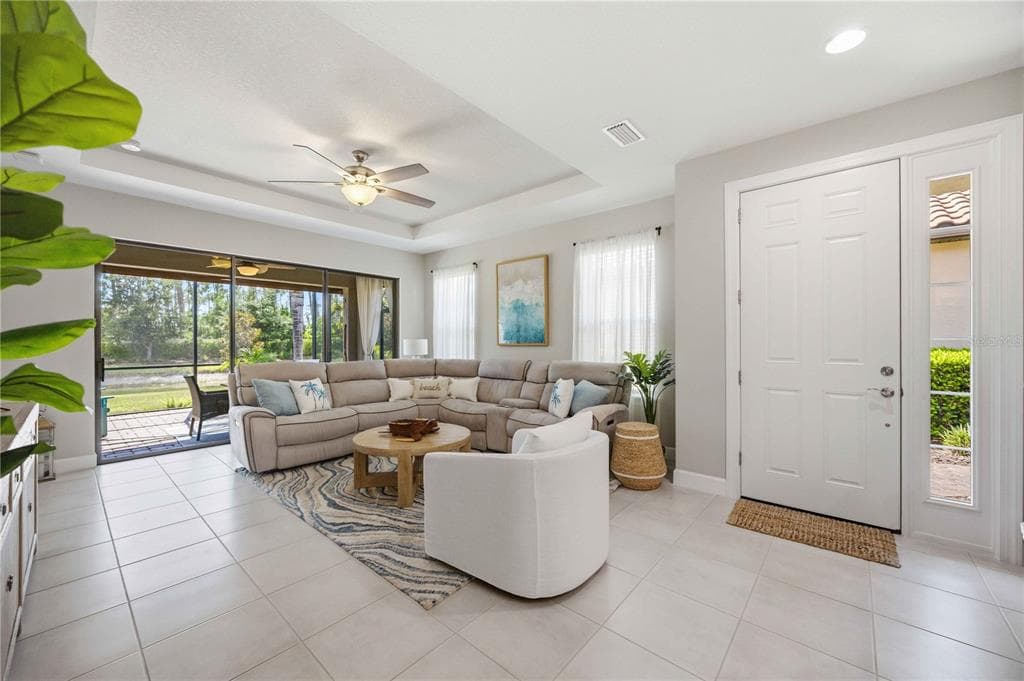 5749 SEMOLINO STREET photo 4