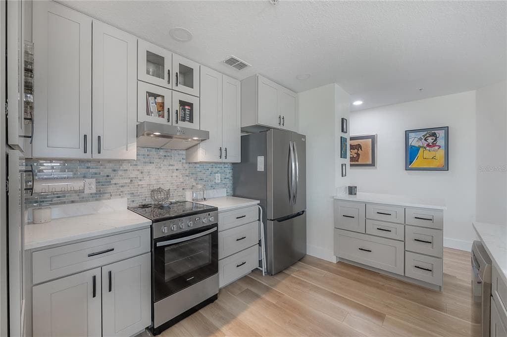 700 S HARBOUR ISLAND BOULEVARD 713 photo 10