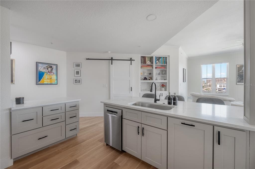 700 S HARBOUR ISLAND BOULEVARD 713 photo 15
