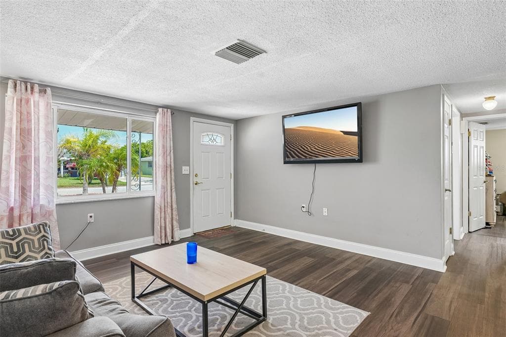 1133 GRAND BOULEVARD 2
