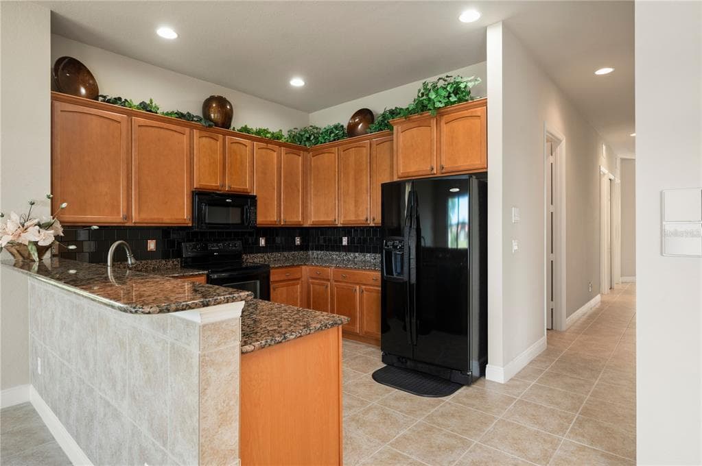 24311 RIVERFRONT DRIVE photo 22