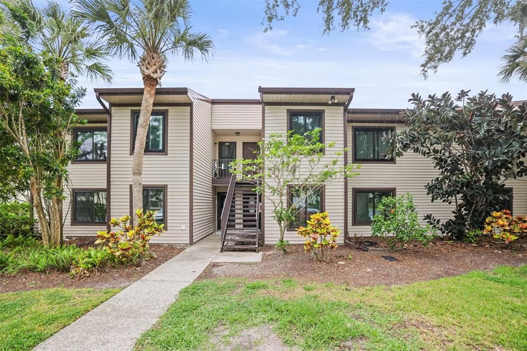 358 MOORINGS COVE DRIVE #4B 1