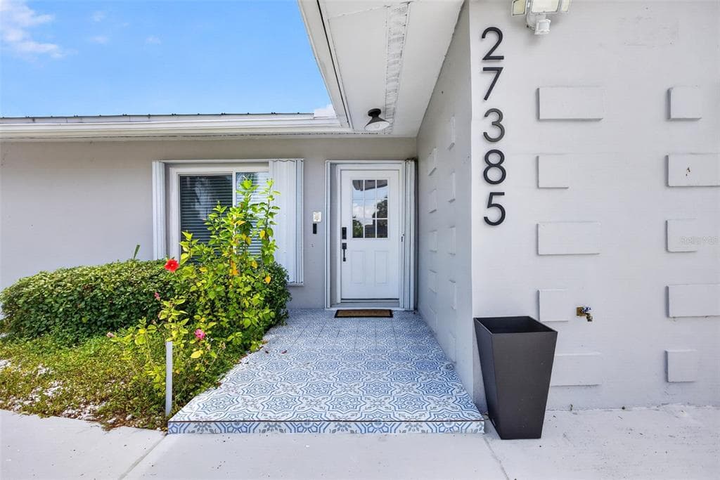 27385 VOYAGEUR DRIVE 4