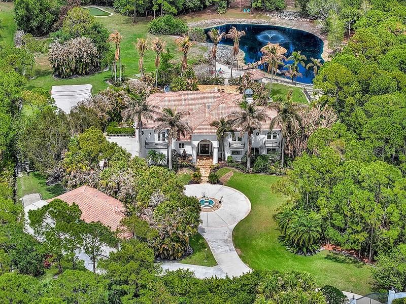 2584 SE RANCH ACRES CIRCLE 1