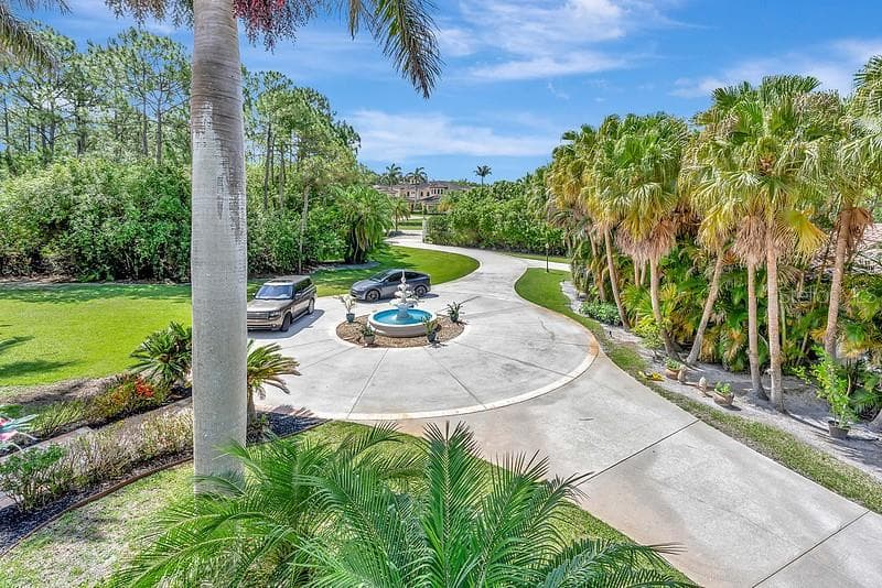 2584 SE RANCH ACRES CIRCLE 5