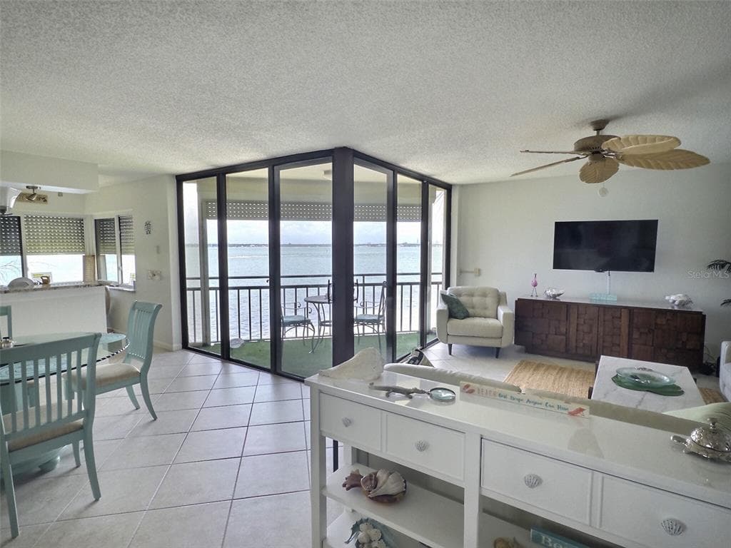 5633 PUERTA DEL SOL BOULEVARD S 307 photo 25