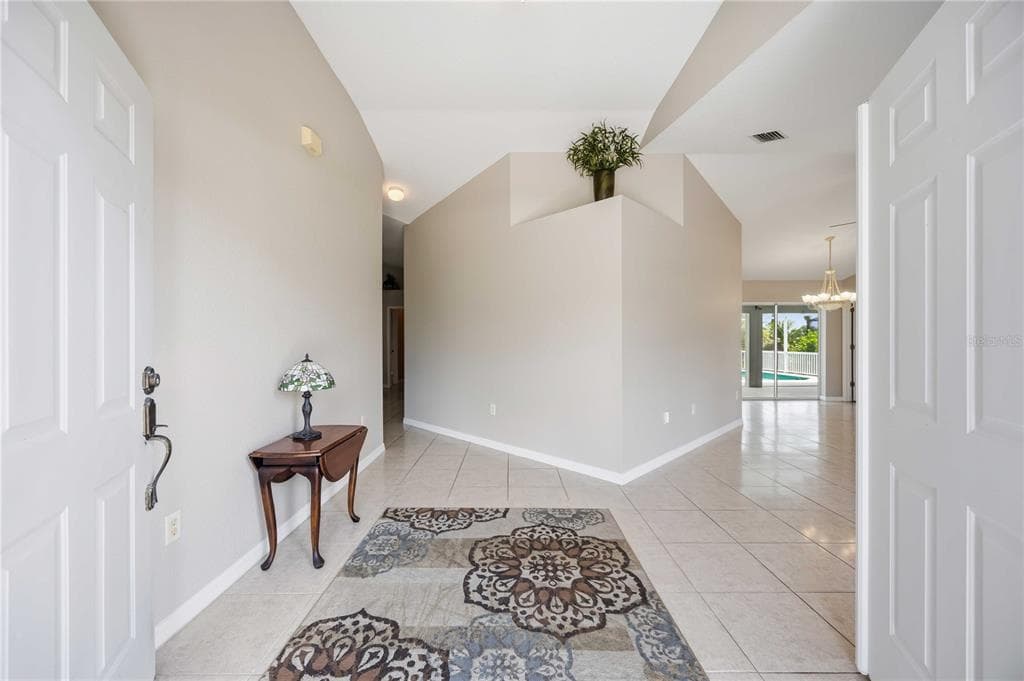 15608 MELPORT CIRCLE photo 4