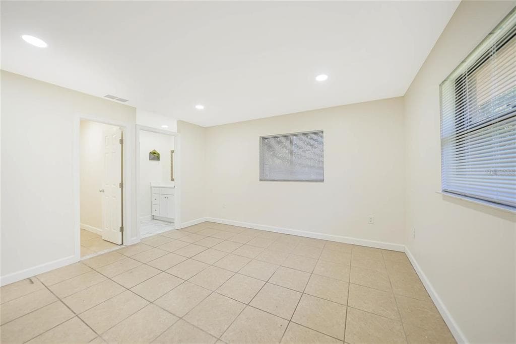 351 & 359 KINDRED BOULEVARD photo 14