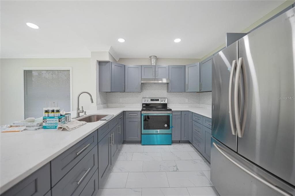 351 & 359 KINDRED BOULEVARD photo 8