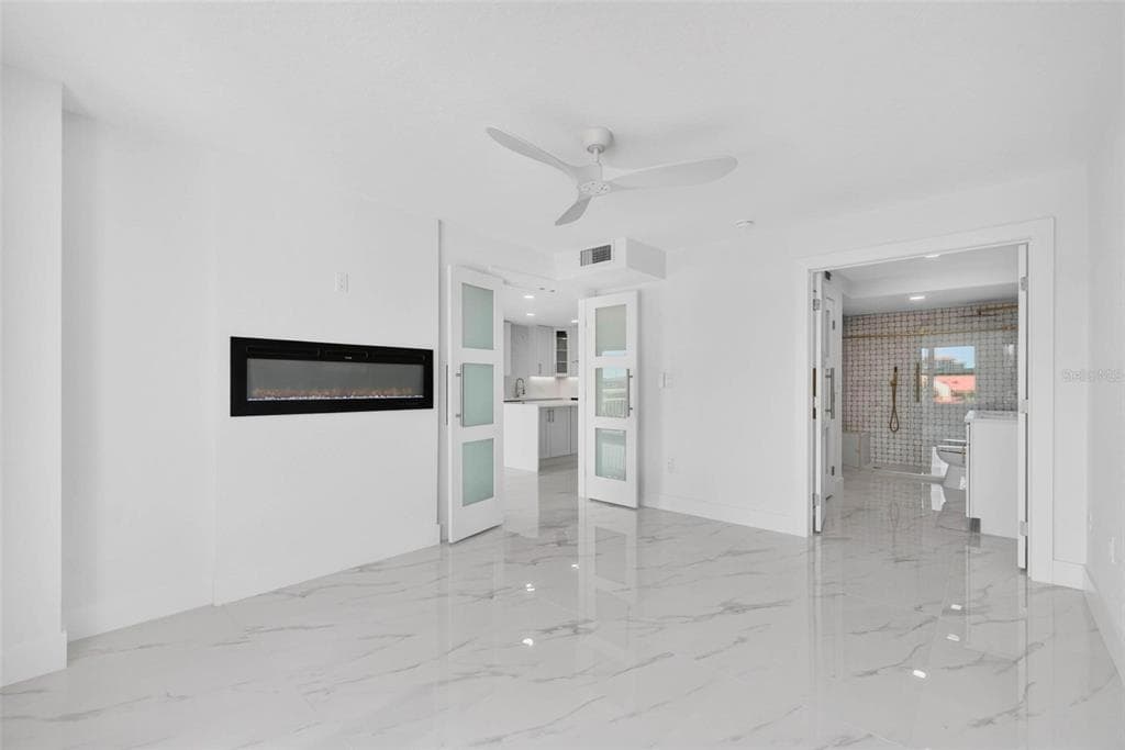 4900 BRITTANY DRIVE S #405 4