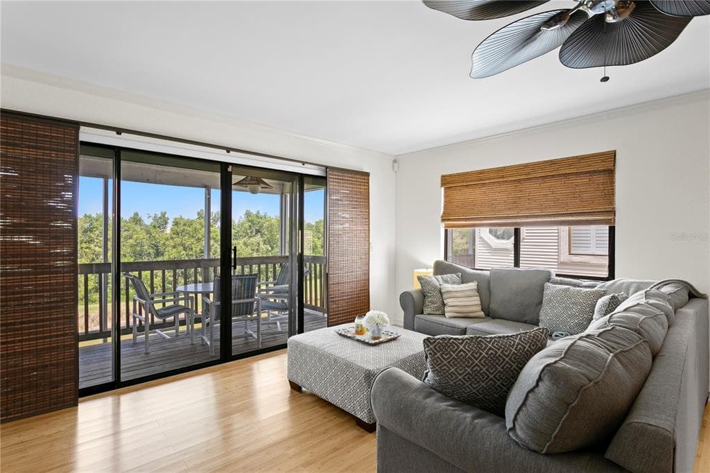 9564 TARA CAY COURT photo 13