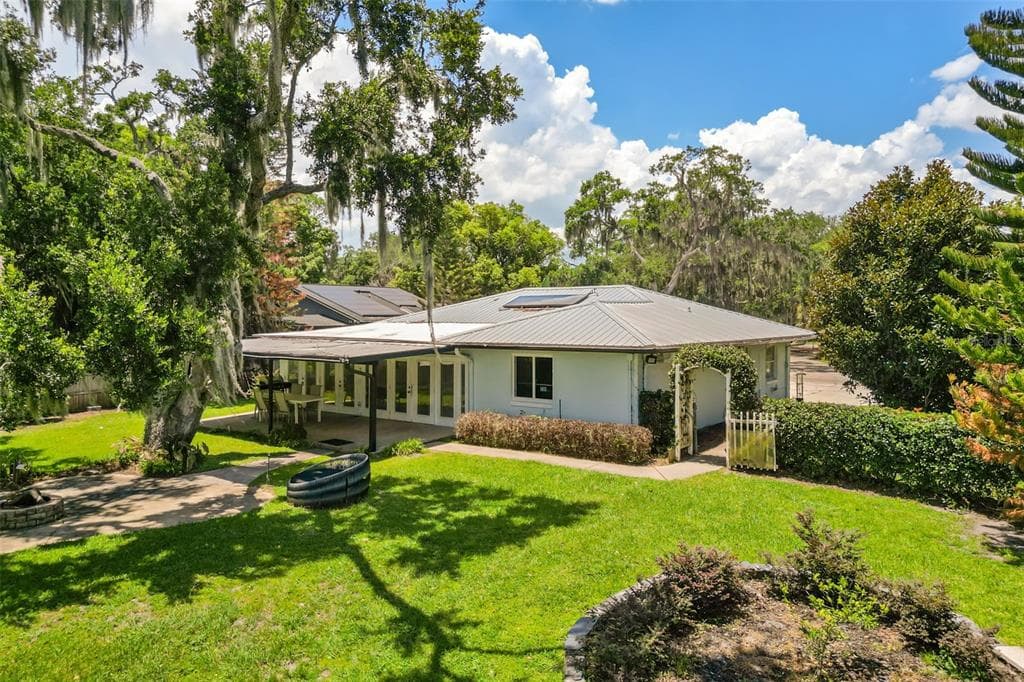5497 ALANDALE COURT photo 7