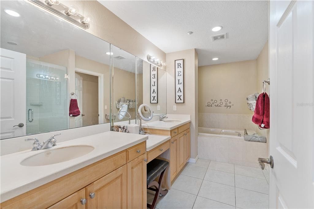 3805 GULF BOULEVARD 203 photo 22