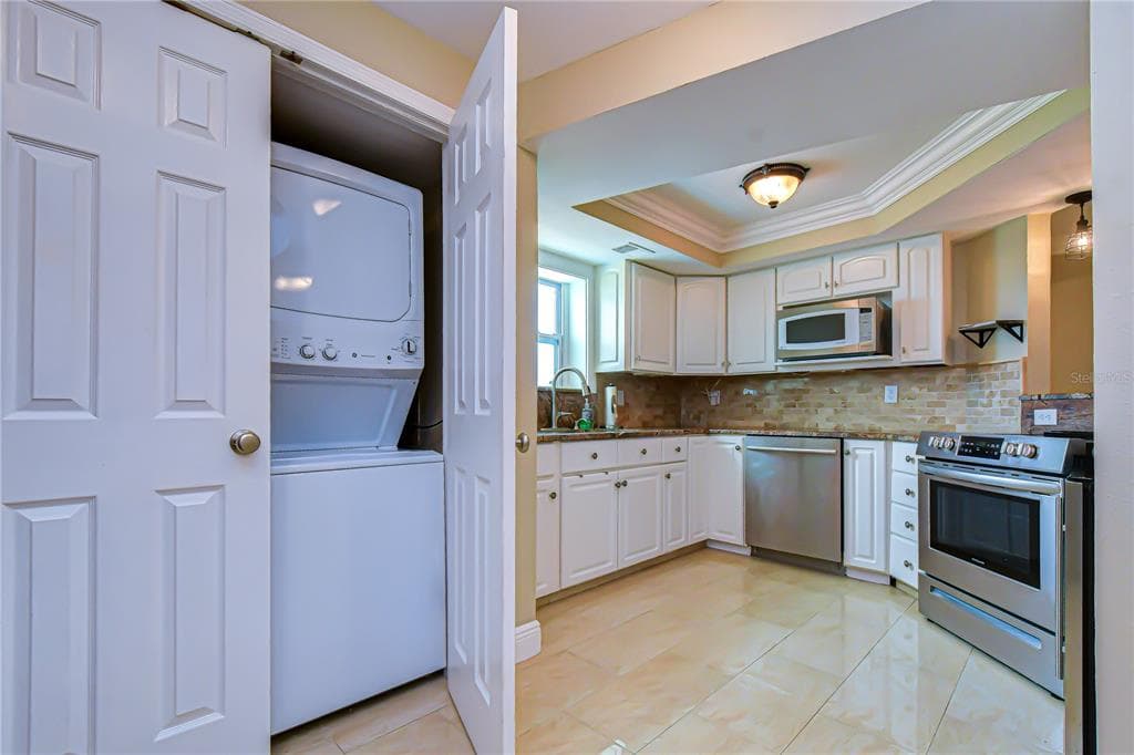 6504 SURFSIDE BOULEVARD 8 photo 11