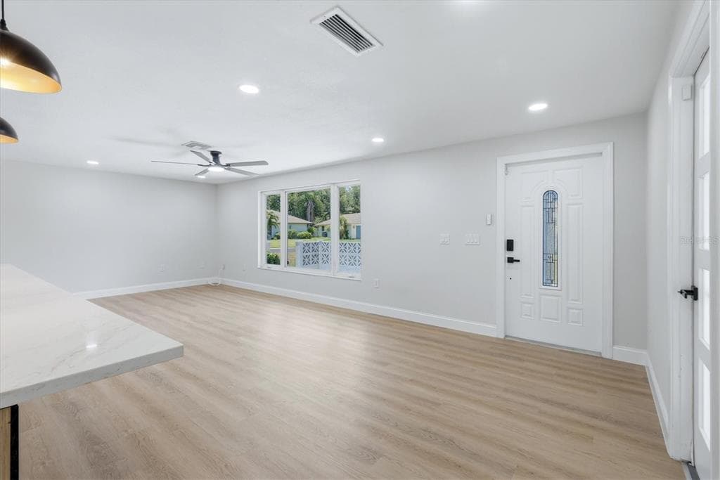 1600 CYPRESS POINT COURT photo 9