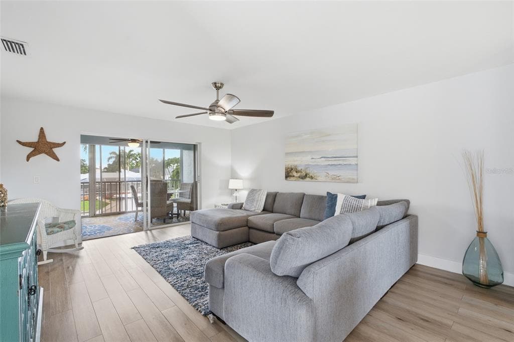 5112 CORONADO PARKWAY #12 4