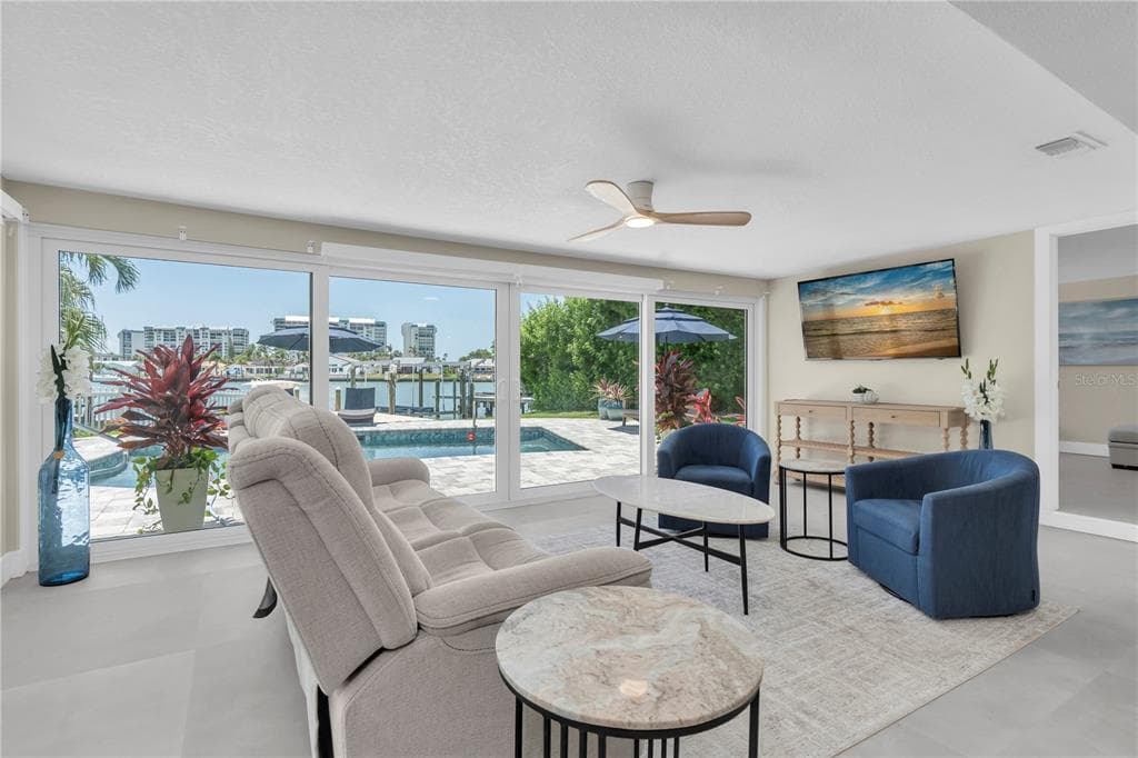 24 MARINA TERRACE photo 9