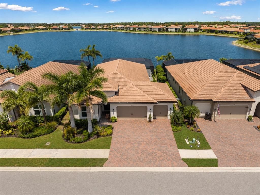 157 VERAZA COURT photo 3