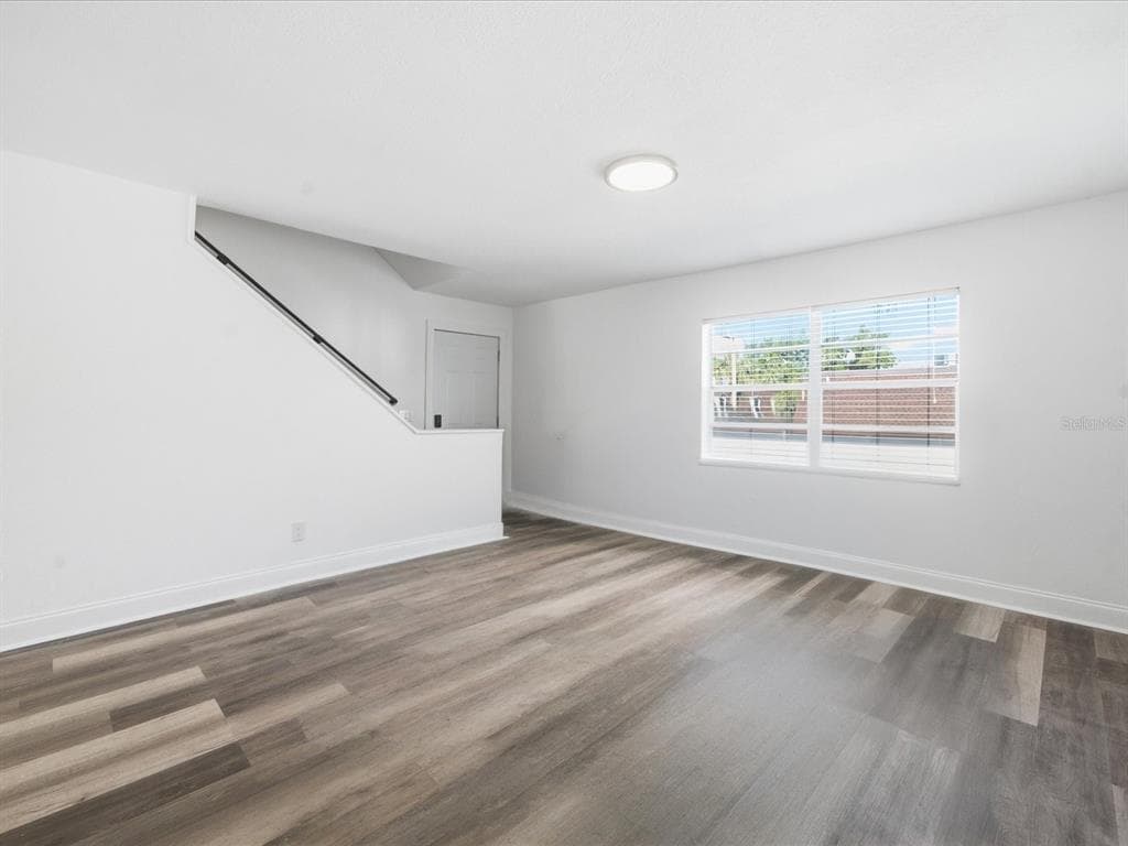 9009 TUDOR DRIVE G206 photo 6