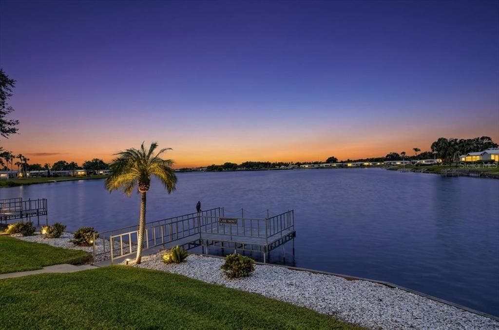 8469 IMPERIAL LAKES CIRCLE photo 11