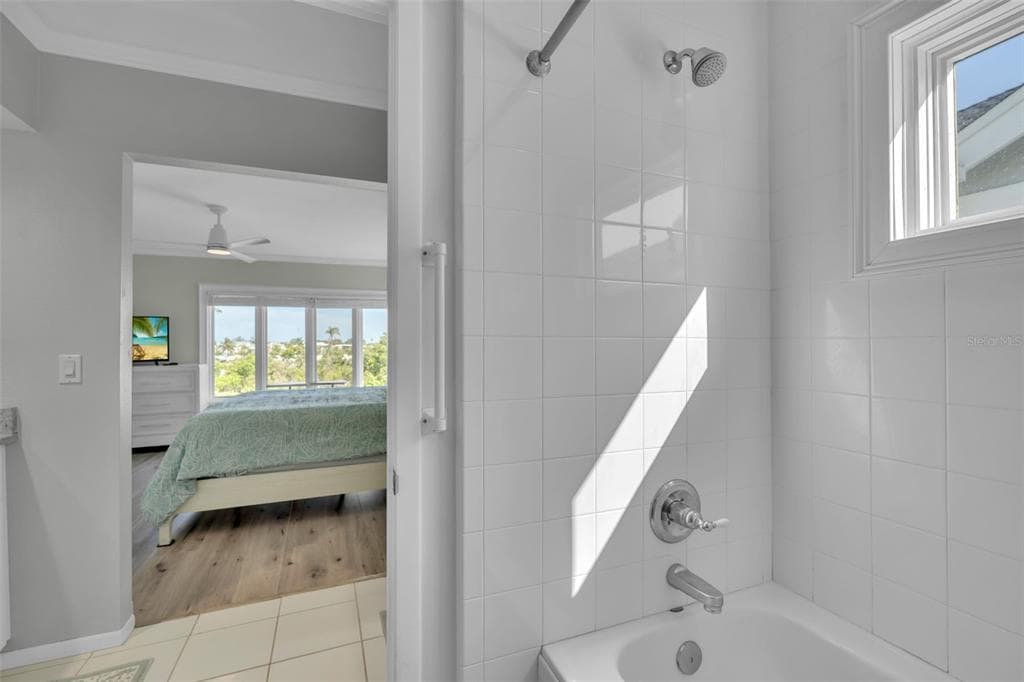 848 EVERGREEN WAY photo 20