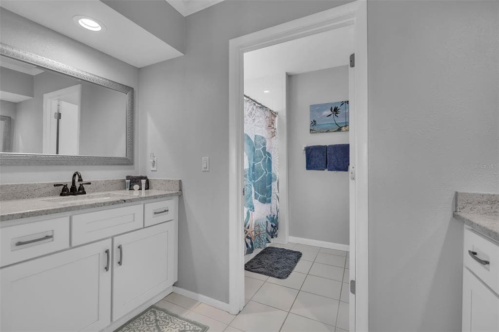 848 EVERGREEN WAY photo 18