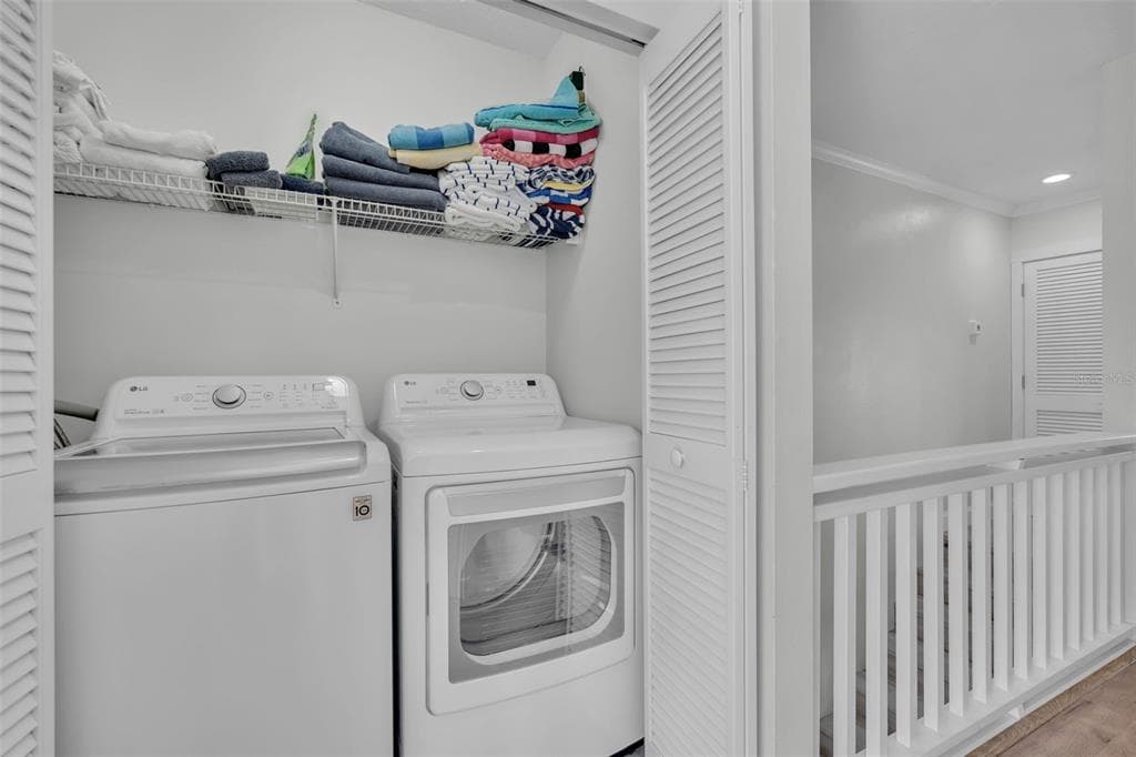 848 EVERGREEN WAY photo 25