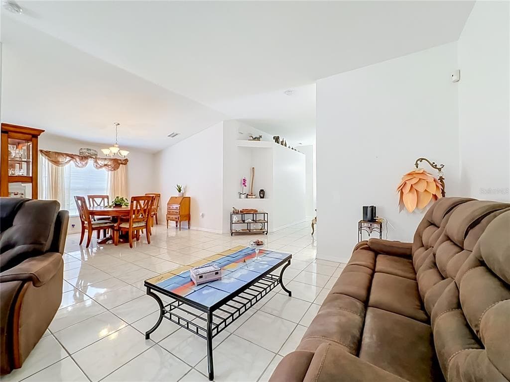 6630 CAMBRIDGE PARK DRIVE photo 24