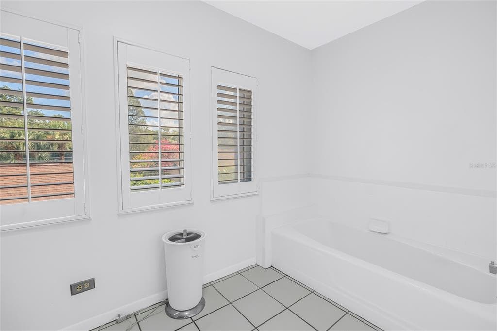 13300 INDIAN ROCKS ROAD 103 photo 19