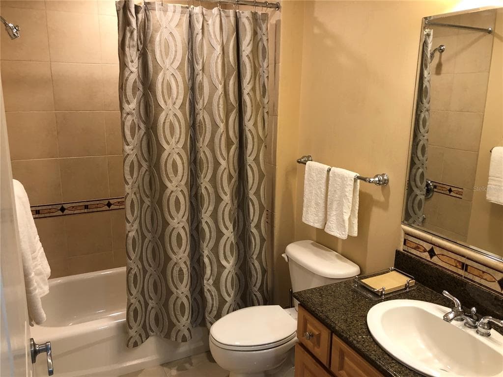 200 OCEAN CREST DRIVE 118 photo 14