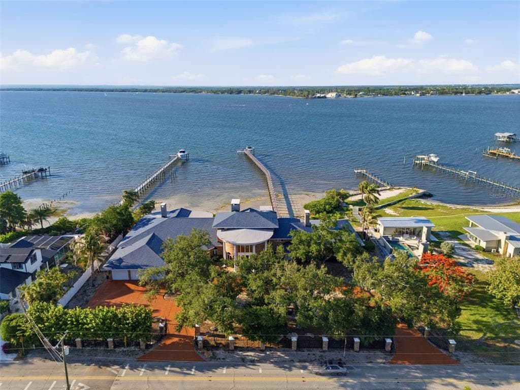6118 RIVERVIEW BOULEVARD 5