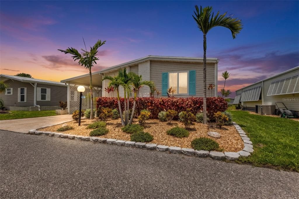 114 MARTINIQUE ROAD 4