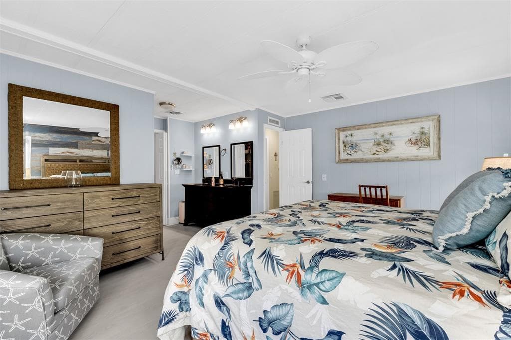 114 MARTINIQUE ROAD photo 25