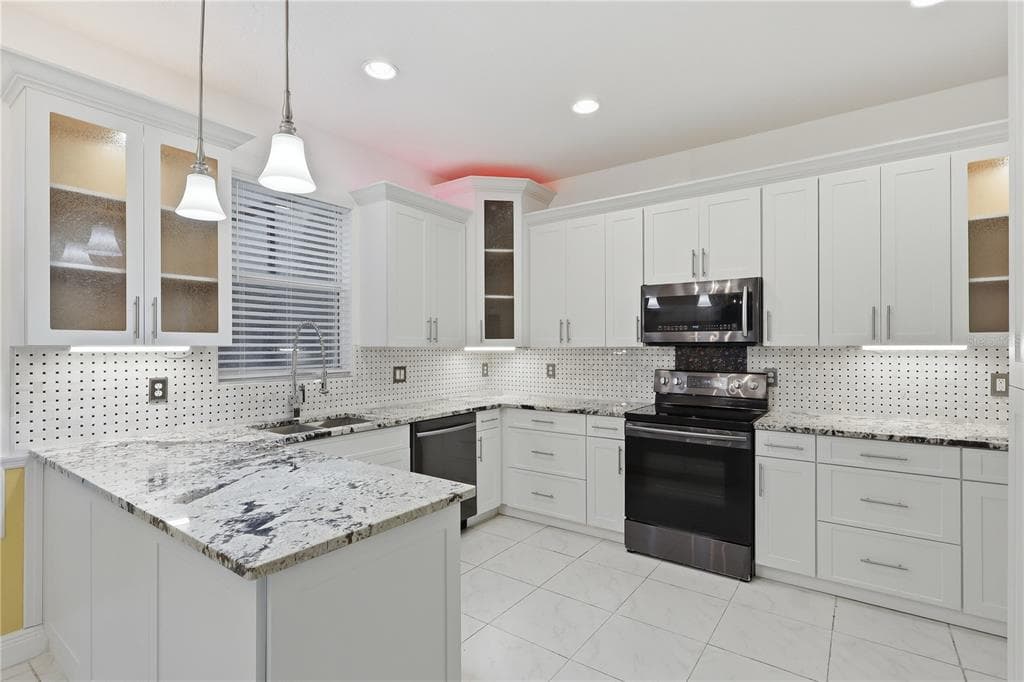 18032 MALAKAI ISLE DRIVE photo 19