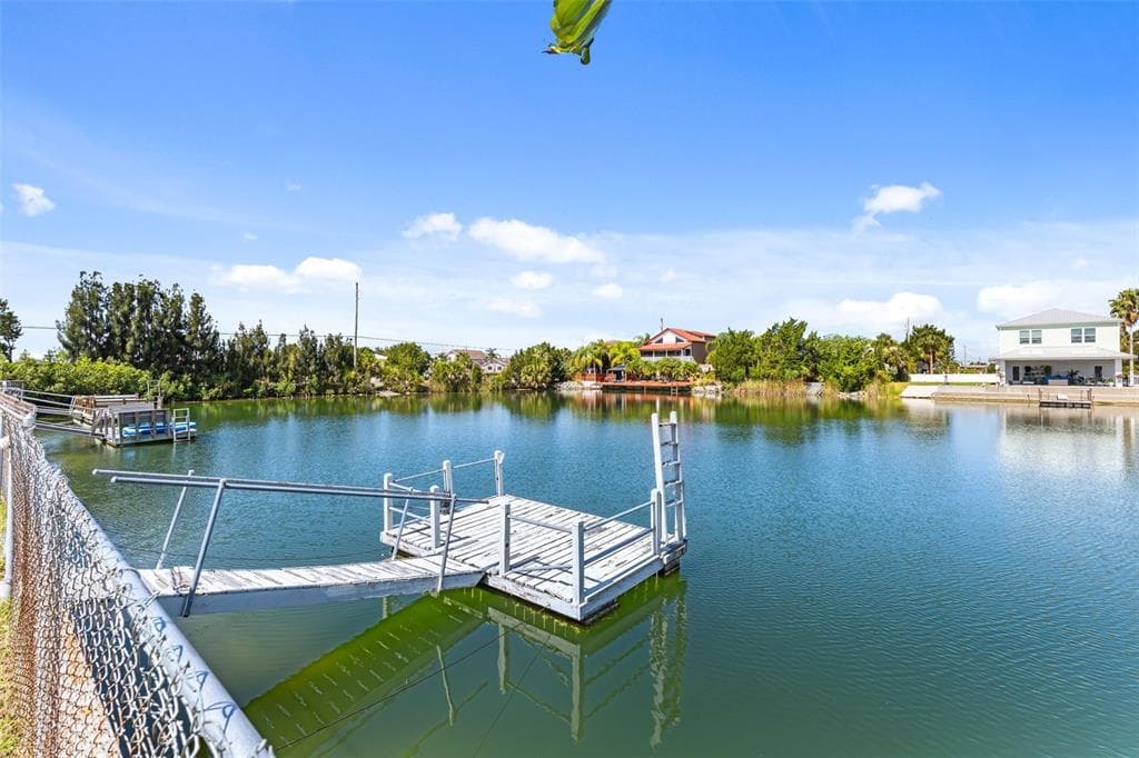 3345 POINSETTIA DRIVE 4