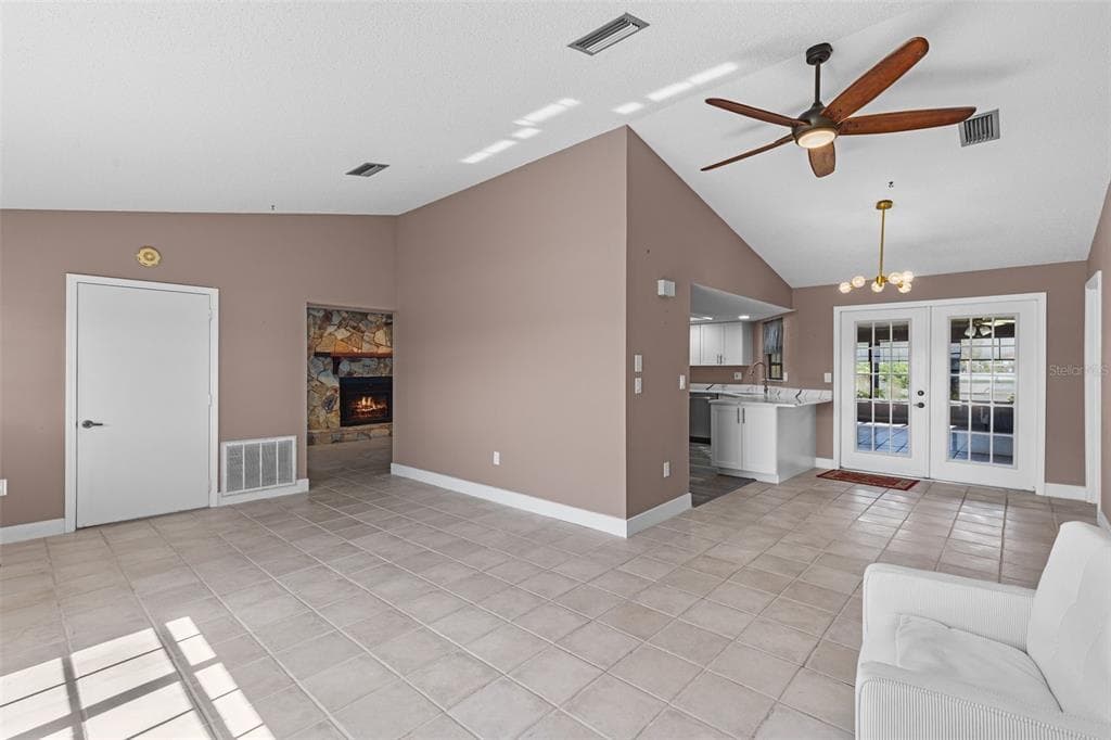 3345 POINSETTIA DRIVE photo 21