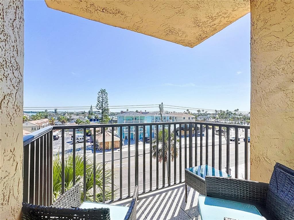 14146 GULF BOULEVARD 3A photo 8