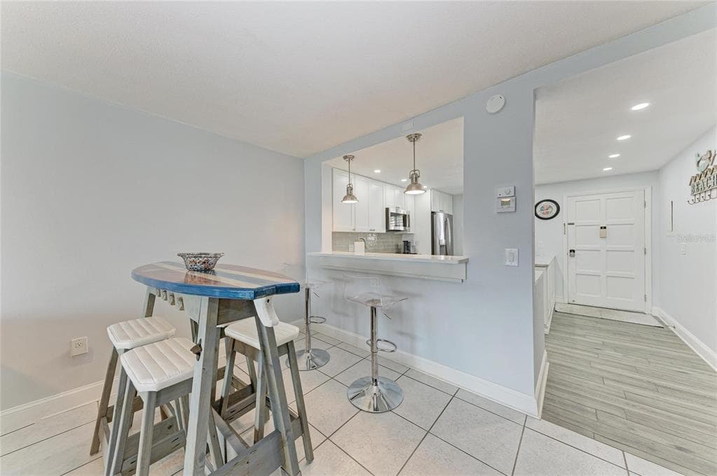 250 SANTA MARIA STREET 219 photo 14