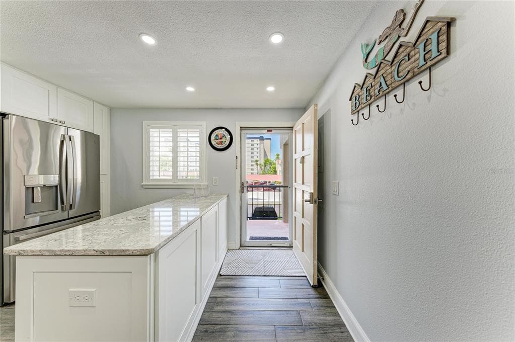 250 SANTA MARIA STREET 219 photo 8