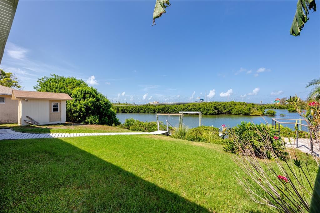 8046 BAYHAVEN DRIVE 4