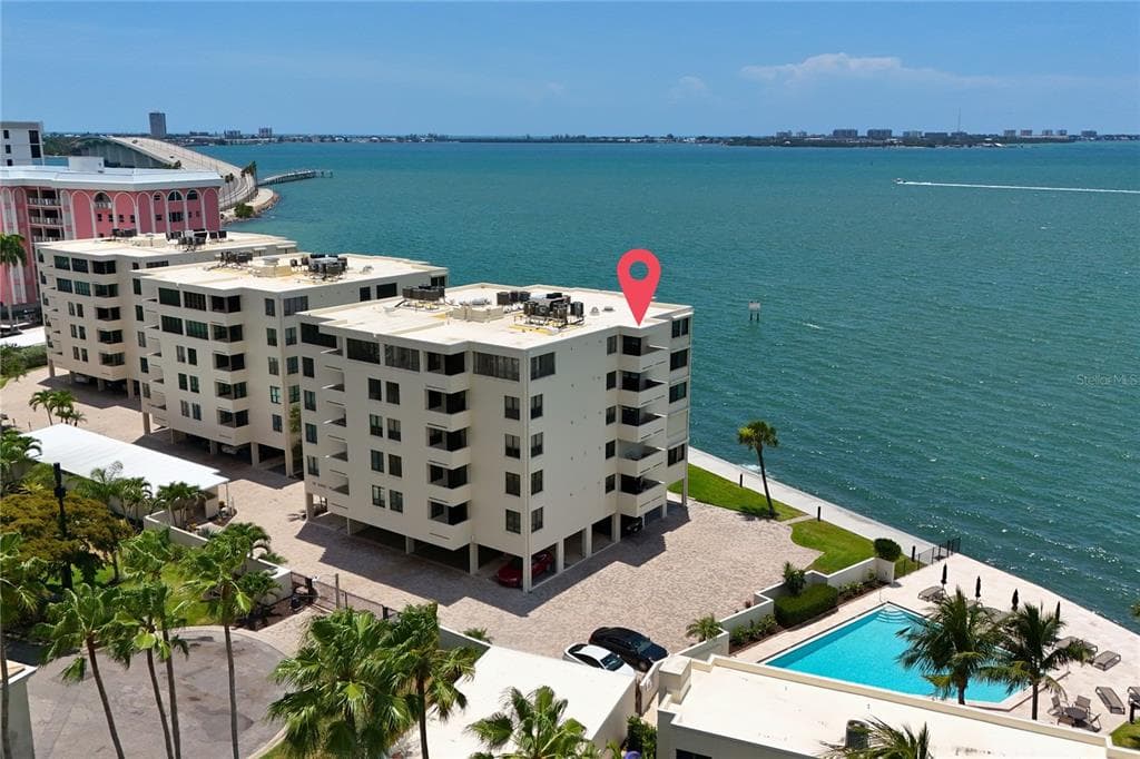 101 SUNSET DRIVE PH1 photo 1