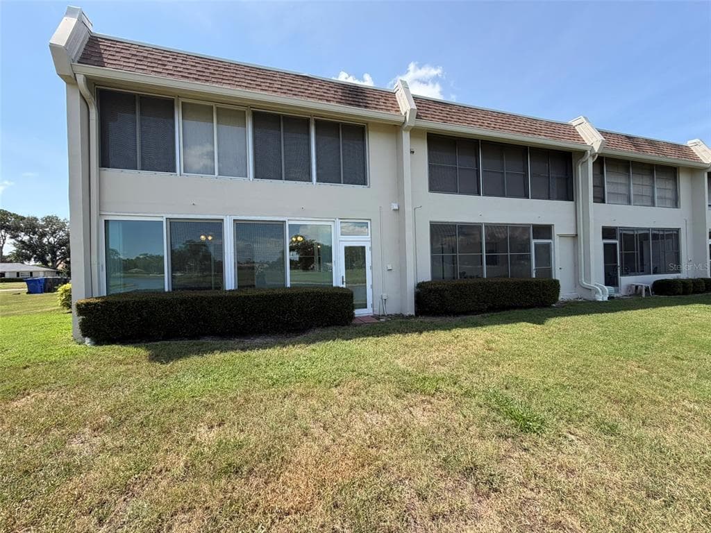 7153 W COUNTRY CLUB DR N 145 photo 20