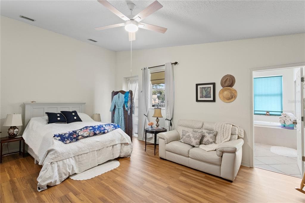 115 ALETA DRIVE photo 22