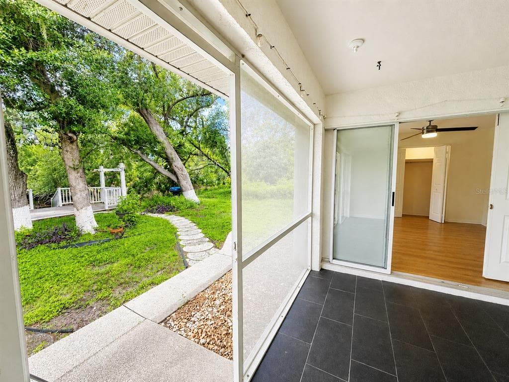 297 FLAMINGO BOULEVARD 4